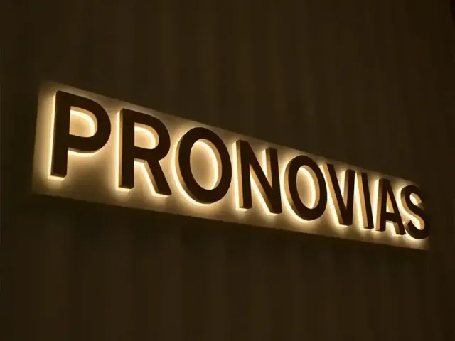 Işıklı Pleksi Ahşap Tabela