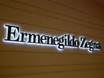 Krom kutu harf tabela